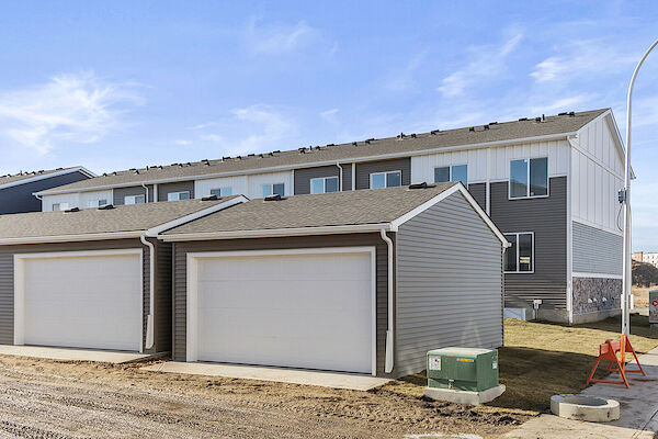 Calgary 3 bedrooms Townhouse for rent. Property photo: 547533-2