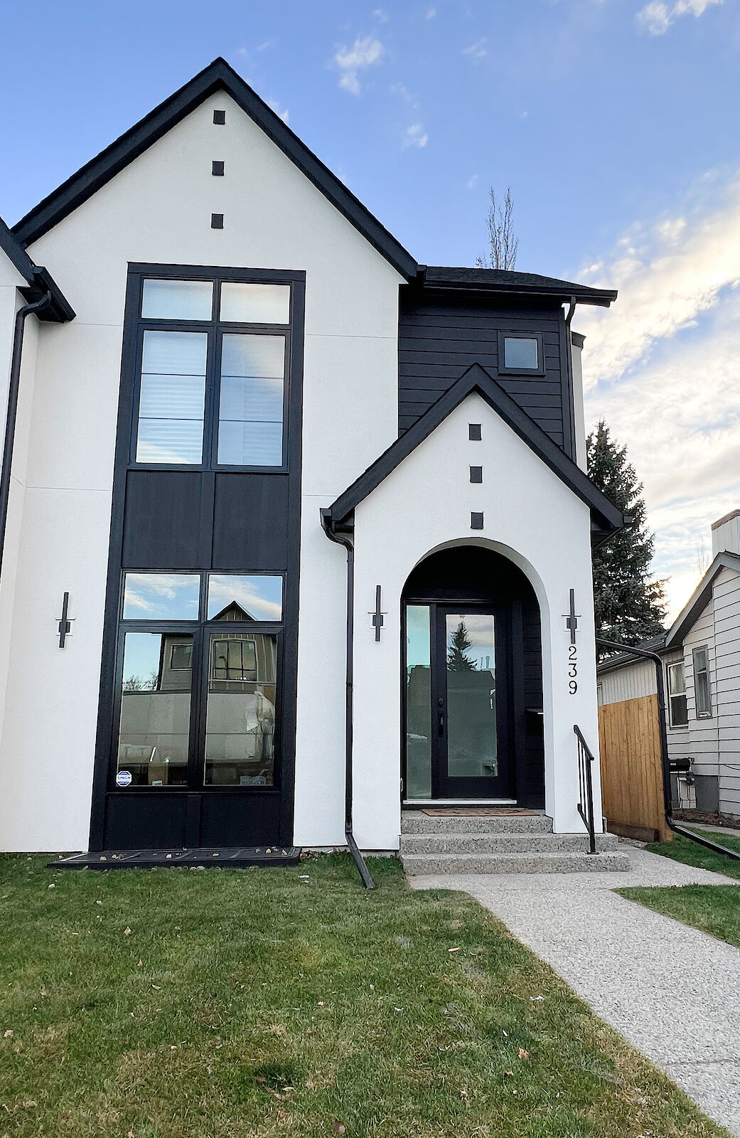 Calgary 2 bedrooms Basement for rent. Property photo: 548661-1