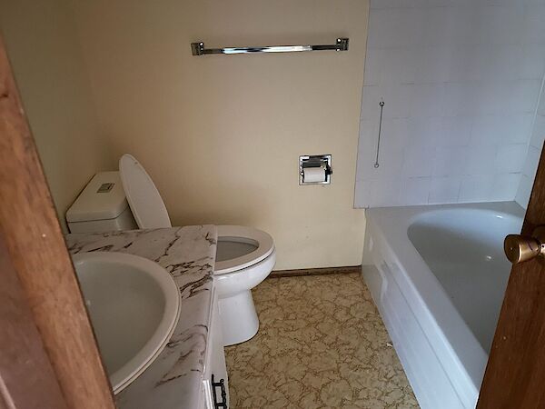 Calgary 2 bedrooms Duplex for rent. Property photo: 548835-3