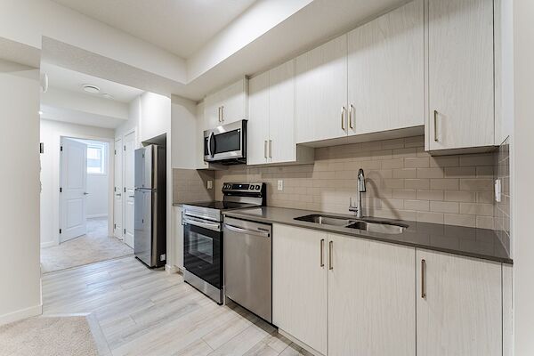 Calgary 2 bedrooms Basement for rent. Property photo: 548902-3