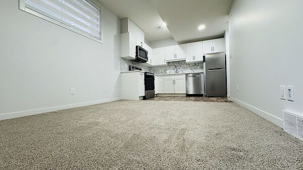 Private 2-Bedroom Modern Secondary Suite - Available Immediately