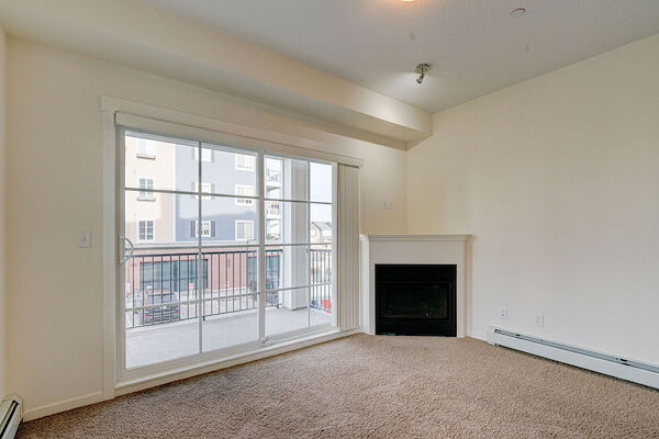 Calgary 2 bedrooms Condo Unit for rent. Property photo: 549448-2