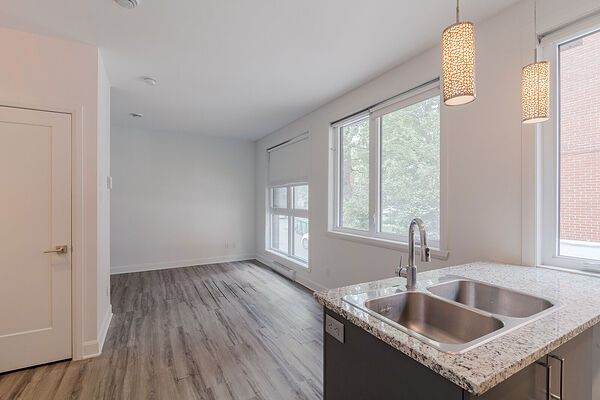Montr&eacute;al 2 bedrooms Apartment for rent. Property photo: 549621-3