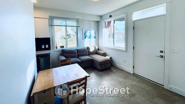 Edmonton 1 bedroom Condo Unit for rent. Property photo: 549802-3