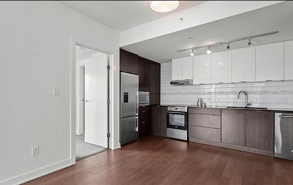 Calgary 2 bedrooms Condo Unit for rent. Property photo: 549926-3
