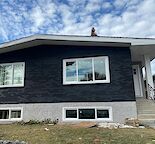 **GREAT LOCATION RENOVATED MAIN FLOOR WITH GARAGE - ONE BLOCK FROM 17 AVE!**