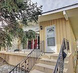 2 Bedroom Basement Suite in Glenbrook