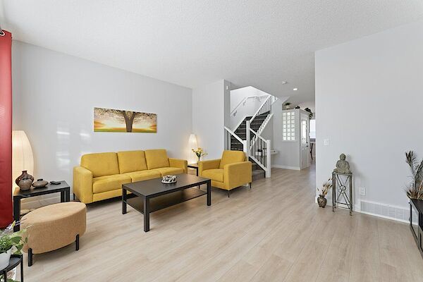 Calgary 3 bedrooms Main Floor for rent. Property photo: 550435-3