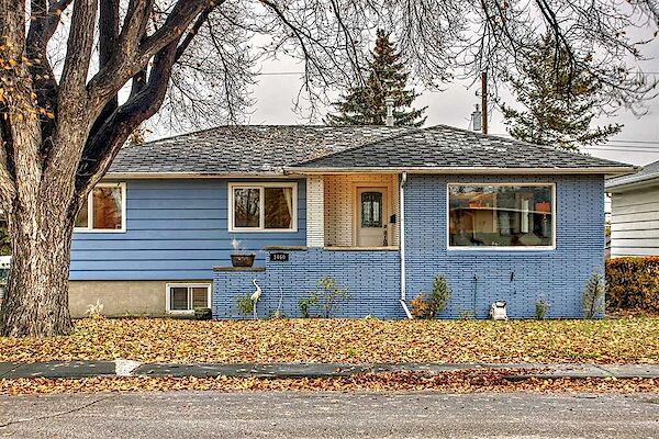 CLEAN AND WELL MAINTAINED HOUSE - MAIN LEVEL