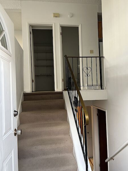 Calgary 3 bedrooms Townhouse for rent. Property photo: 550947-2