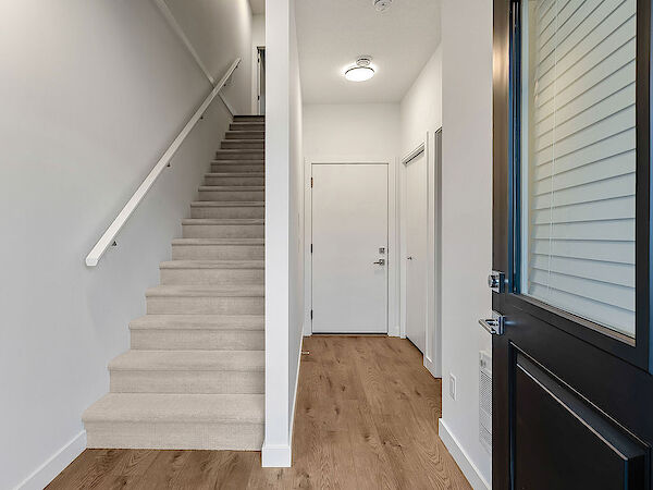 Calgary 4 bedrooms Townhouse for rent. Property photo: 550985-3