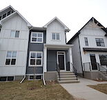 HUGE SHOWHOME CONDITION 4 BEDROOM/3 BATHROOM HOME UTILITIES INCLUDED