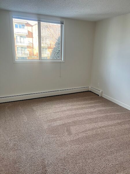 Calgary 1 bedroom Condo Unit for rent. Property photo: 551226-2
