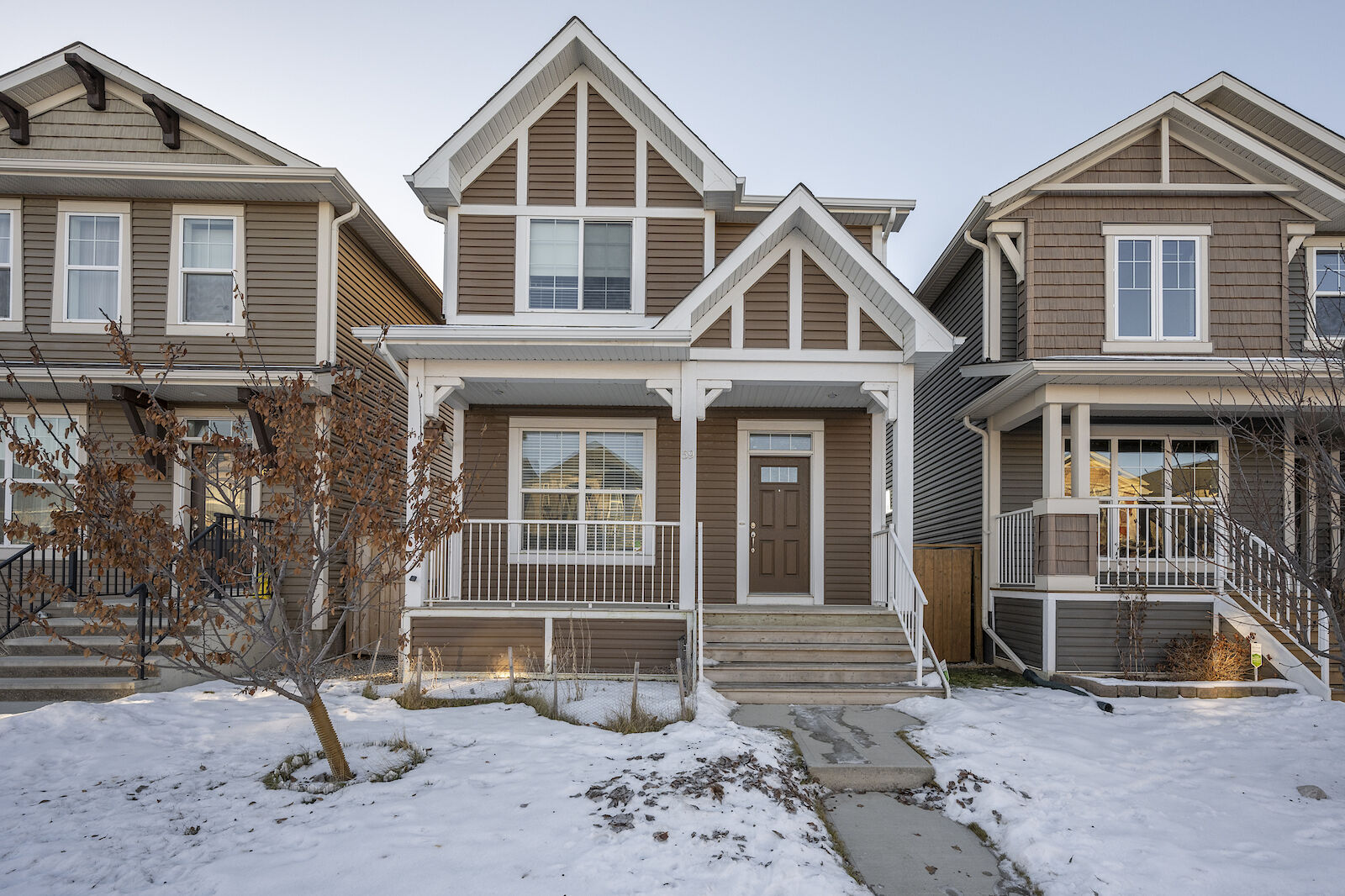 Calgary 4 bedrooms House for rent. Property photo: 552015-1