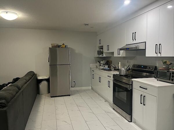 Calgary 3 bedrooms Basement for rent. Property photo: 552516-3
