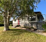 Charming Bungalow in Fairview with Finished Basement