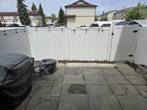 Calgary 2 + Den bedrooms Townhouse for rent. Property photo: 552791-3
