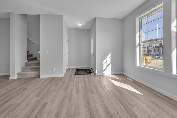 Calgary 3 bedrooms Duplex for rent. Property photo: 553395-3
