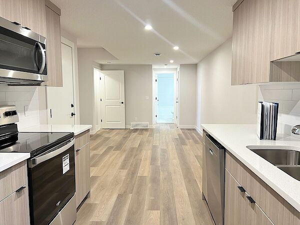 Calgary 1 bedroom Basement for rent. Property photo: 553576-3