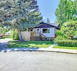 2 Bed + Den, UTILITIES INCLUDED, Large Treed Backyard on a Quiet Crescent