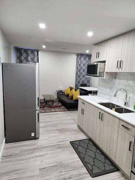 Calgary 1 bedroom Basement for rent. Property photo: 553821-3