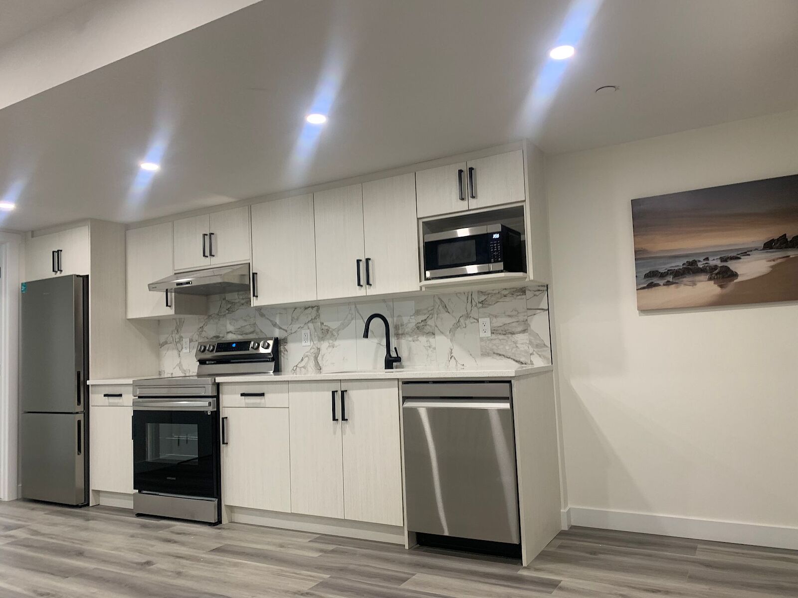 Calgary 1 + Den bedrooms Basement for rent. Property photo: 553995-1