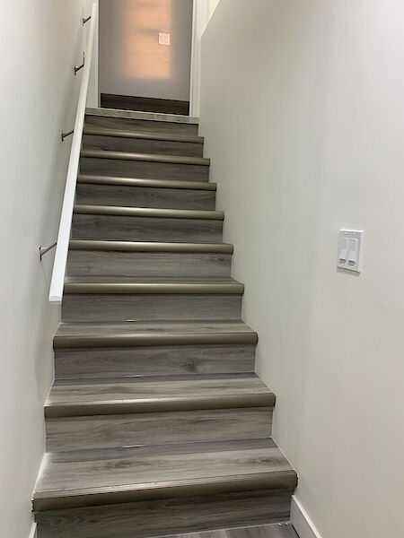 Calgary 1 + Den bedrooms Basement for rent. Property photo: 553995-3