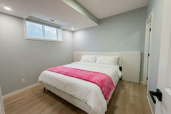 Calgary 1 bedroom Duplex for rent. Property photo: 554306-2