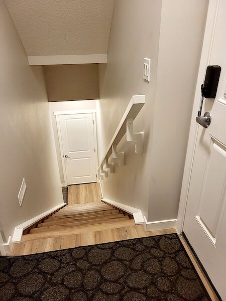 Calgary 2 bedrooms Basement for rent. Property photo: 554404-2