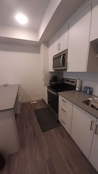 Calgary 2 bedrooms Townhouse for rent. Property photo: 554578-2
