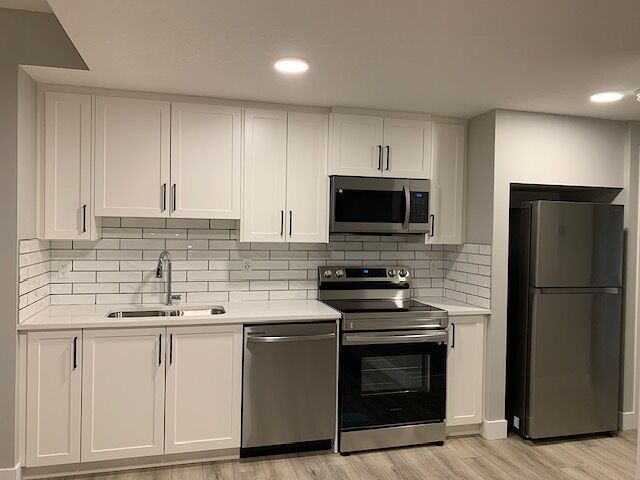 Calgary 2 bedrooms Basement for rent. Property photo: 554800-1