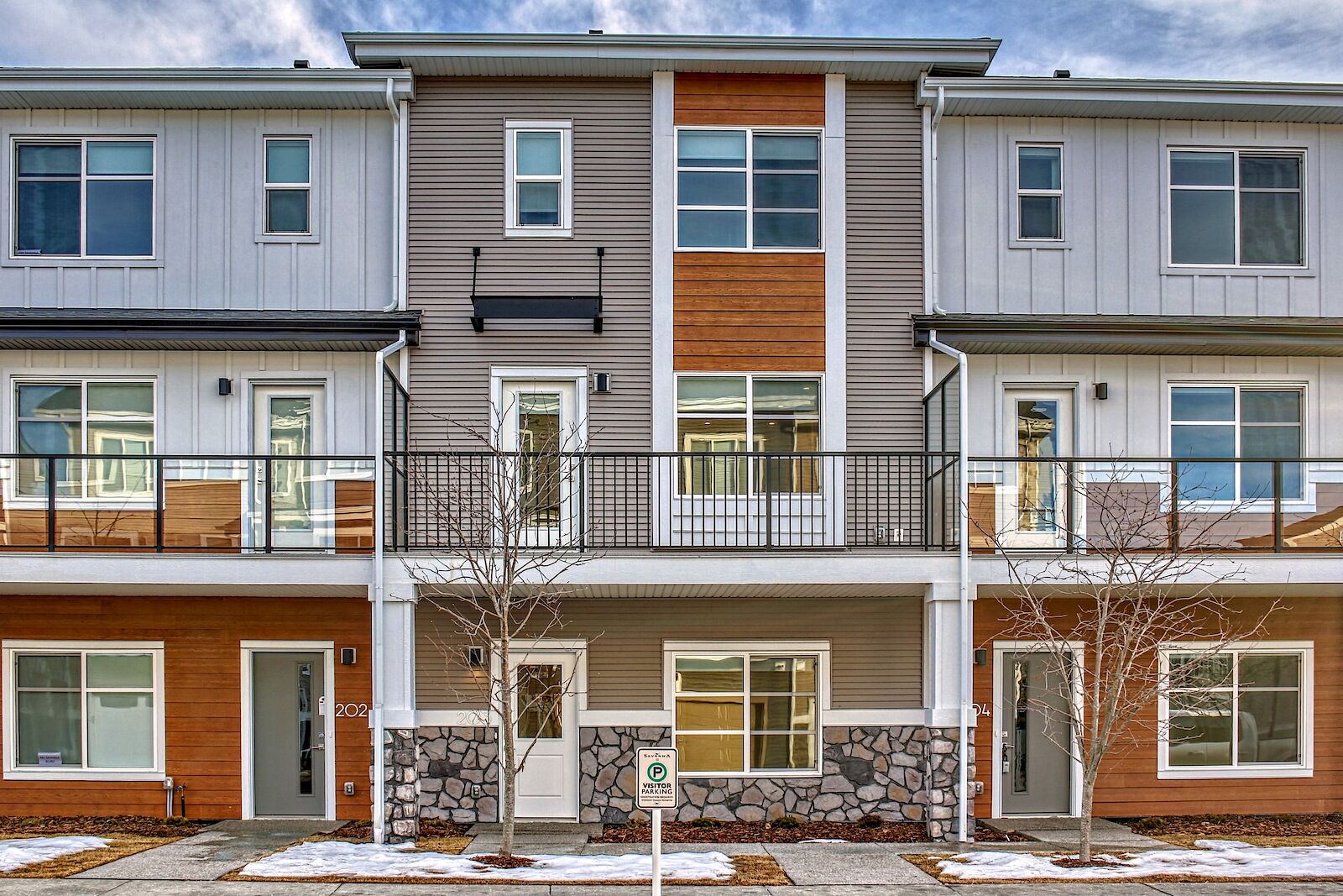 Calgary 4 bedrooms Townhouse for rent. Property photo: 555157-1