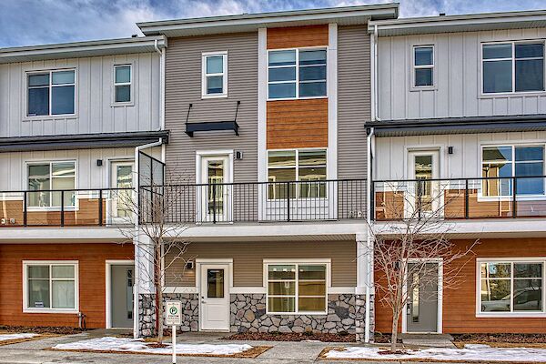 Calgary 4 bedrooms Townhouse for rent. Property photo: 555157-3
