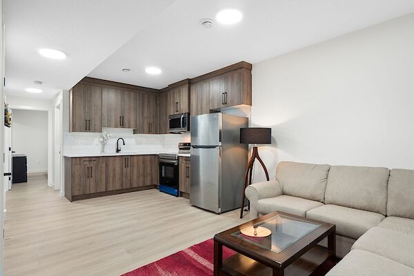 Calgary 1 bedroom Basement for rent. Property photo: 555546-3
