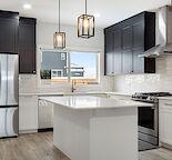 PINECREEK - DUPLEX - 4 BED 3.5 BATH- FINISHED BASEMENT