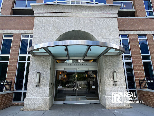 Calgary 2 bedrooms Condo Unit for rent. Property photo: 555601-2