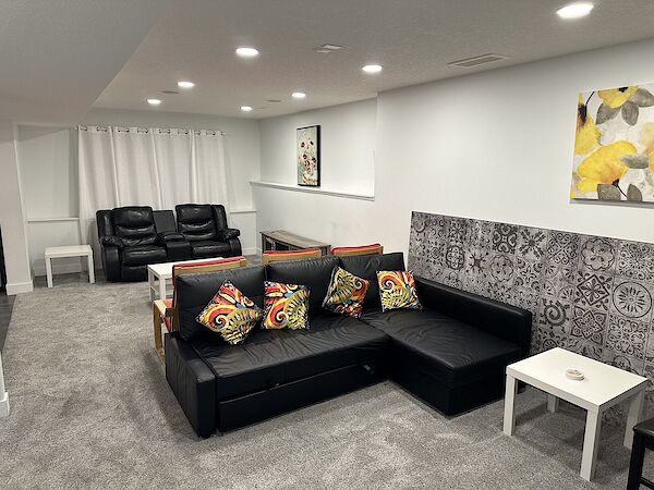 Calgary 1 bedroom Basement for rent. Property photo: 555919-2