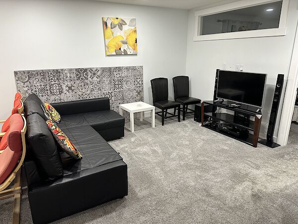 Calgary 1 bedroom Basement for rent. Property photo: 555919-3