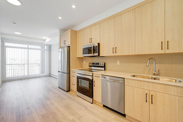 Calgary 1 bedroom Condo Unit for rent. Property photo: 556000-3