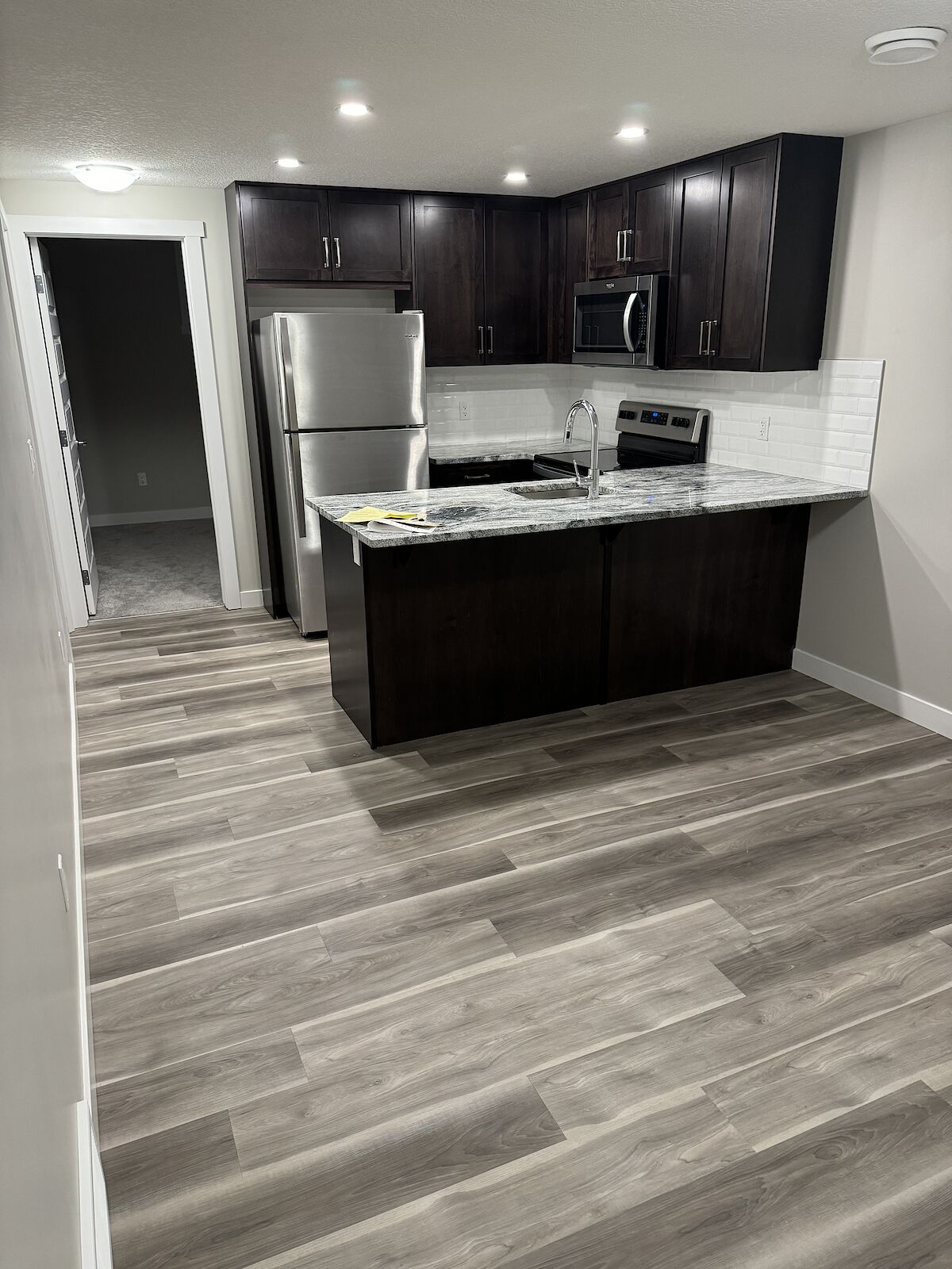 Calgary 2 bedrooms Basement for rent. Property photo: 556056-1