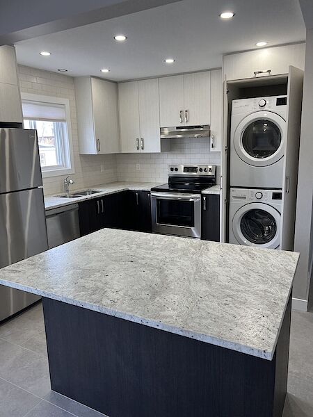 Calgary 1 bedroom Condo Unit for rent. Property photo: 557714-2