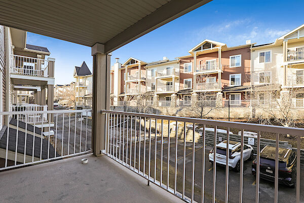 Calgary 2 bedrooms Condo Unit for rent. Property photo: 559122-3