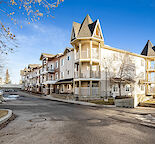 Excellent location, spacious 2 Beds, 2 Bathrooms condo in Panorama Hills