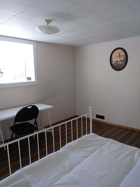 Calgary 5 bedrooms Room For Rent for rent. Property photo: 559229-3