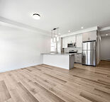 Beautiful luxury in Springbank Hills!