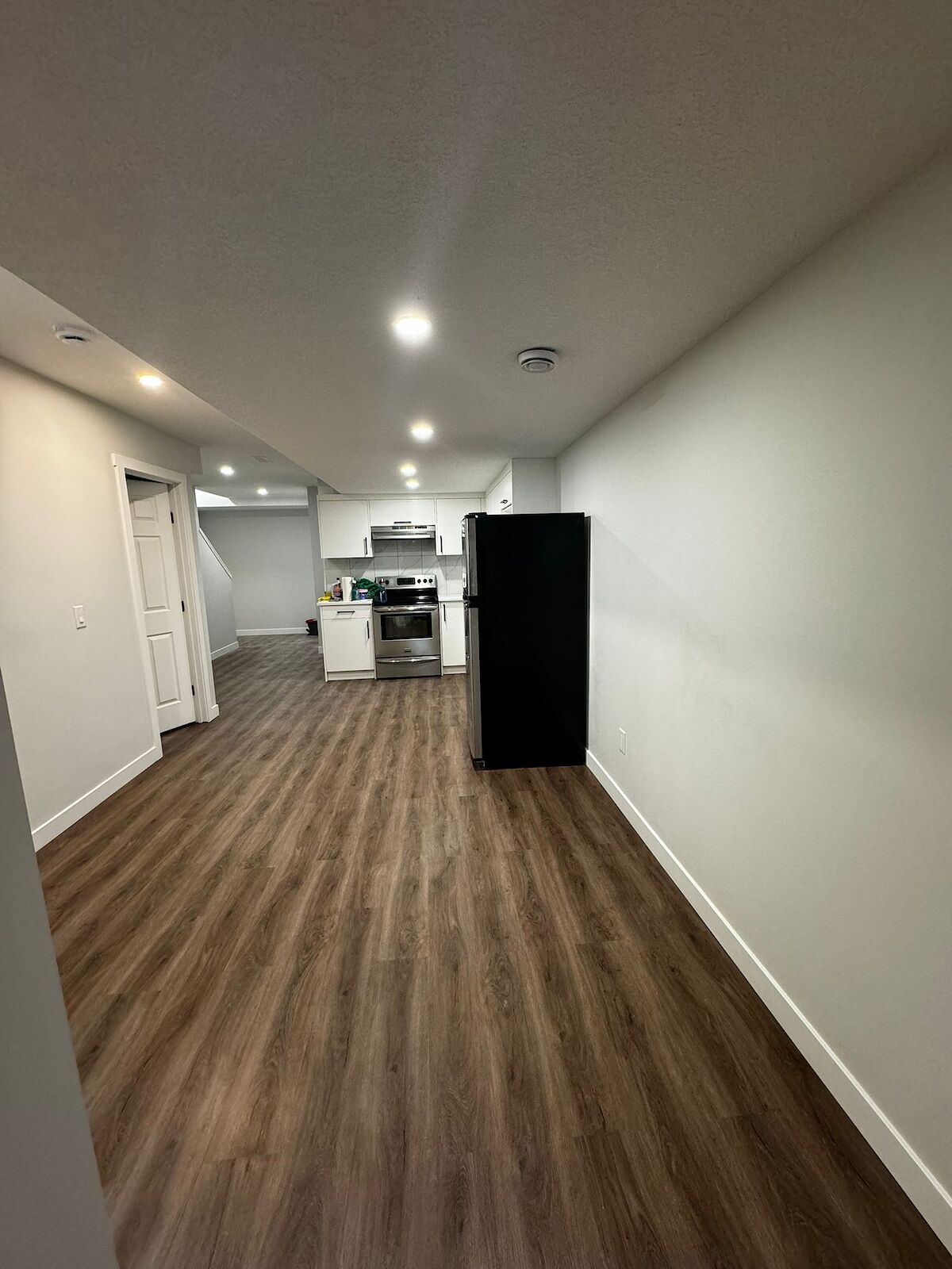 Calgary 2 bedrooms Basement for rent. Property photo: 559343-1