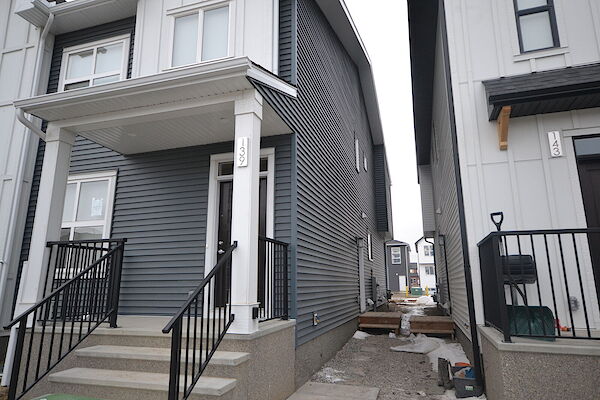 Calgary 2 bedrooms Basement for rent. Property photo: 559653-2