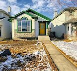 Updated 4-Bedroom Home with Lake Access