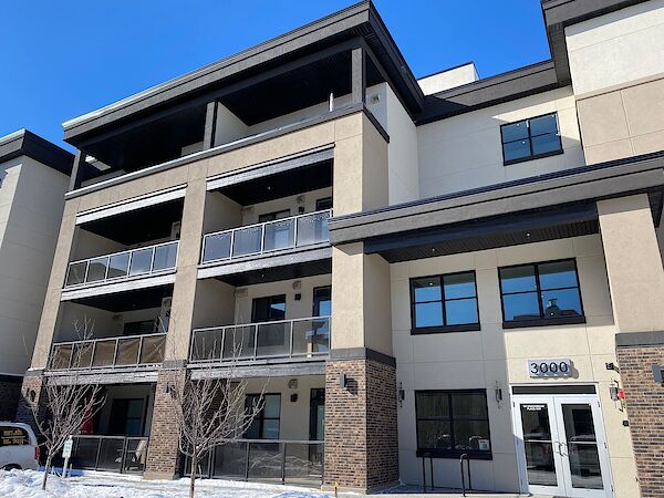 Calgary 1 bedroom Condo Unit for rent. Property photo: 560328-3