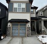 Modern 3-Bedroom Family Home with Bonus Room, Single Attached Garage and Yard